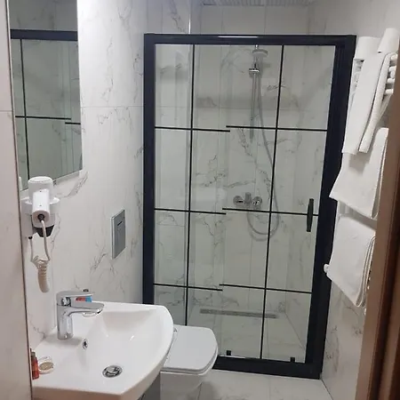 Hotel Guleryuz 2*